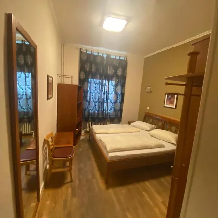 Restaurant Frankenturm Hotel Trewir