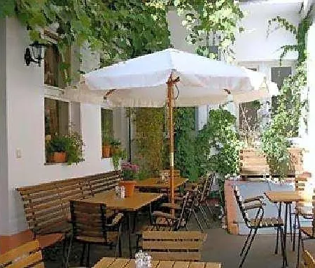 弗兰肯图尔姆餐厅酒店 酒店 3*